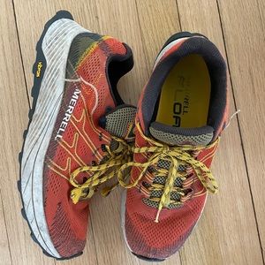 MERRELL // Men’s Moab Flight Trail Running Shoes